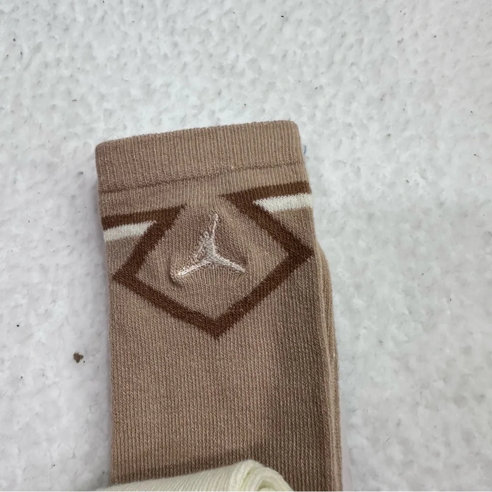 Kids Nike Jordan Cream and Tan Socks